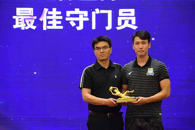 曾凡博20分首钢胜四川 孙铭徽三双广厦负上海